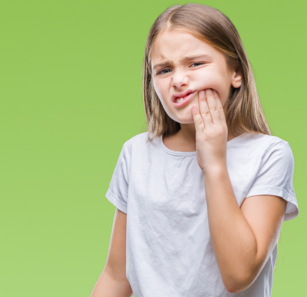 Little girl with toothache